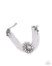 Load image into Gallery viewer, Conscious Chic - White