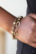 Load image into Gallery viewer, Winner Glimmer - Brass
