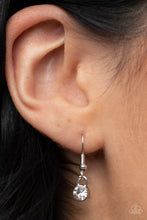 Load image into Gallery viewer, Envious Extravagance - Red