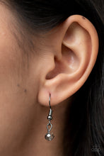 Load image into Gallery viewer, Petitely Prismatic - Black